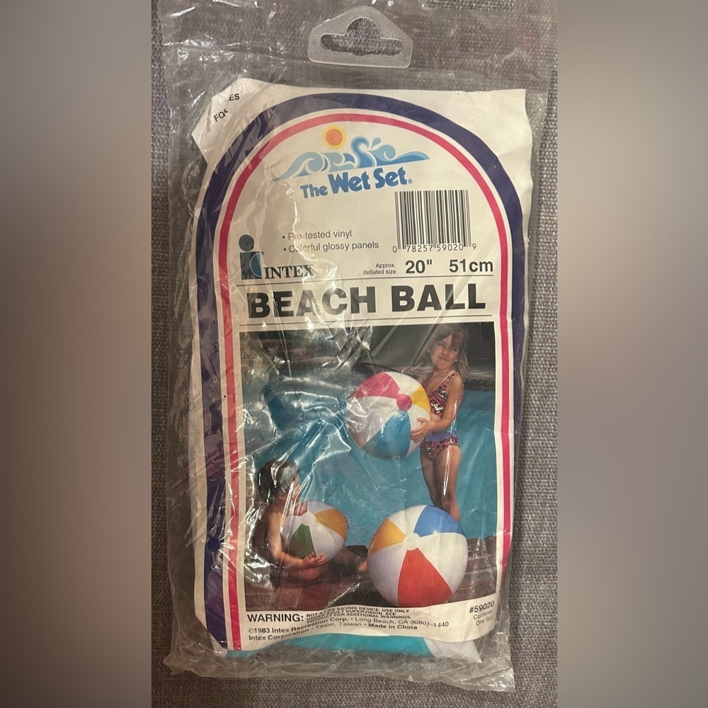 Vintage 90s Intex The Wet Set 20” Inflatable Beach Ball #59020 Pool Water toy